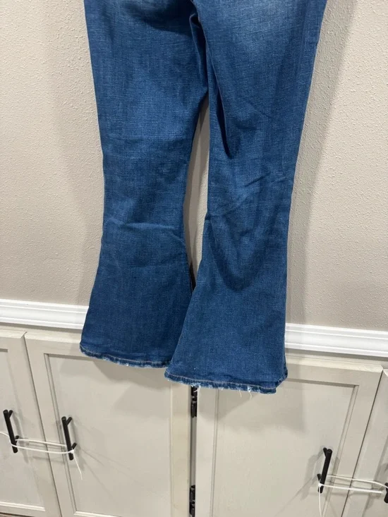 BKE Parker Super Flare High Rise Jean 27x 31 1/2 - Picture 8 of 13